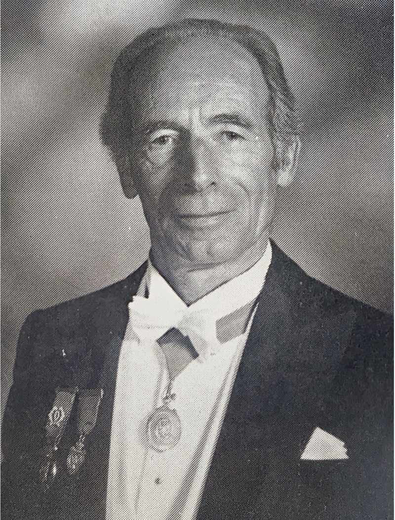  76 - IAN R. McKENZIE